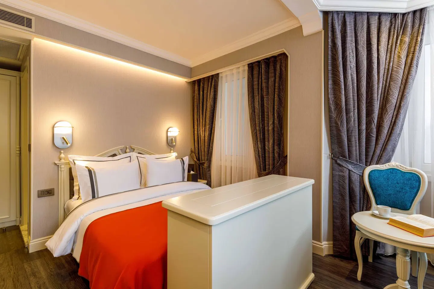 Amiral Palace Hotel ROOM_EXAMPLE