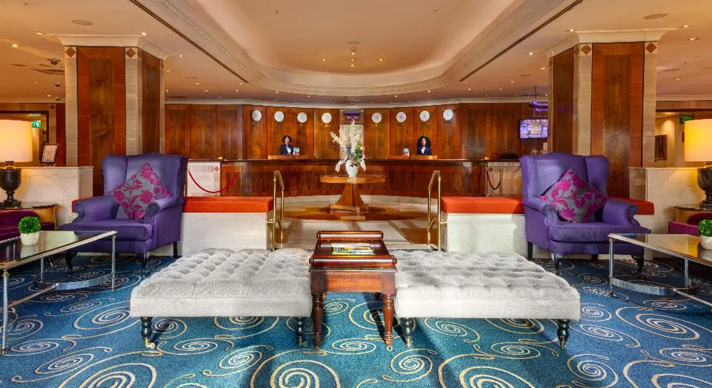 Copthorne Tara Hotel London Kensington LOUNGE_LOBBY
