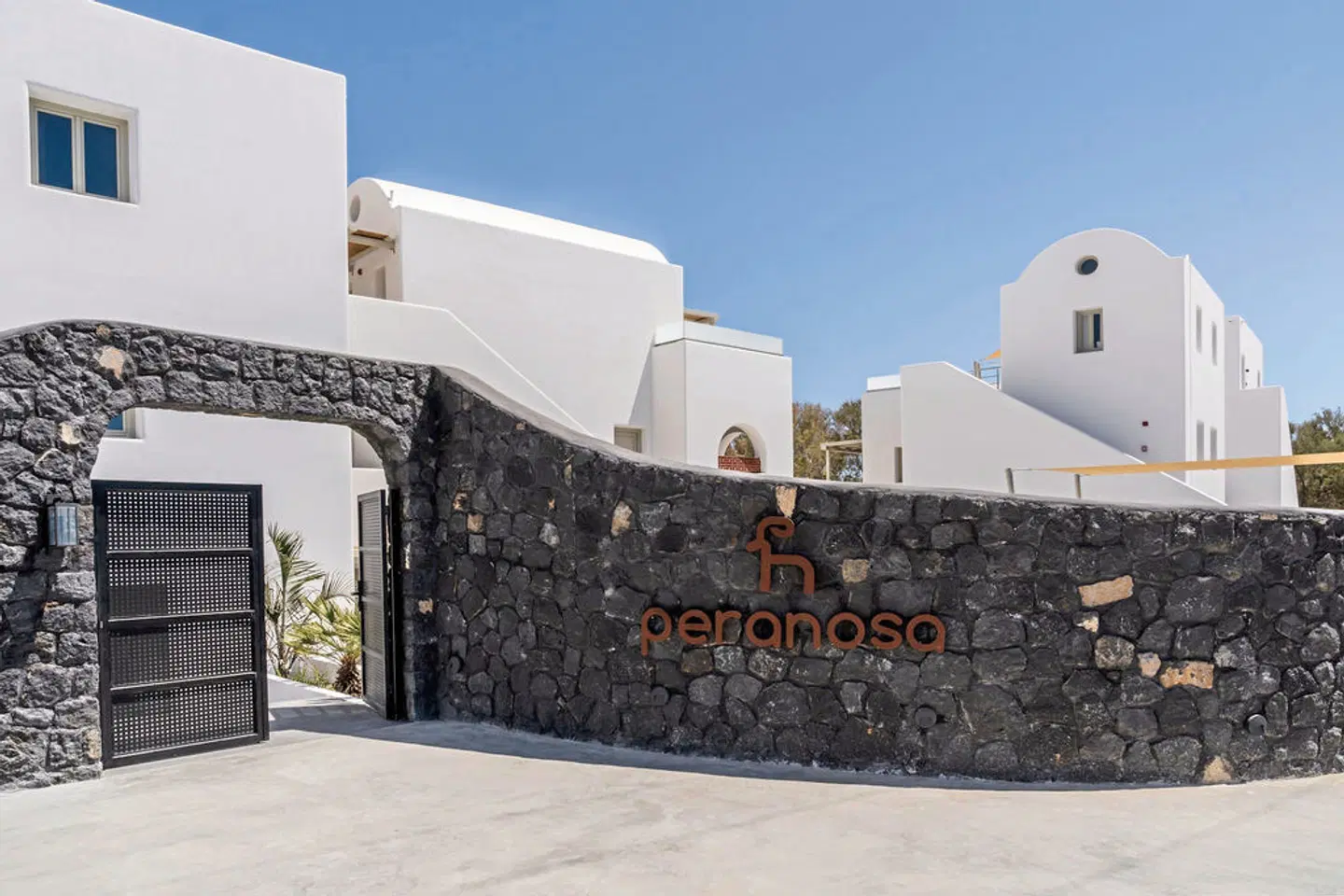 Peranosa the Residency EXTERIOR