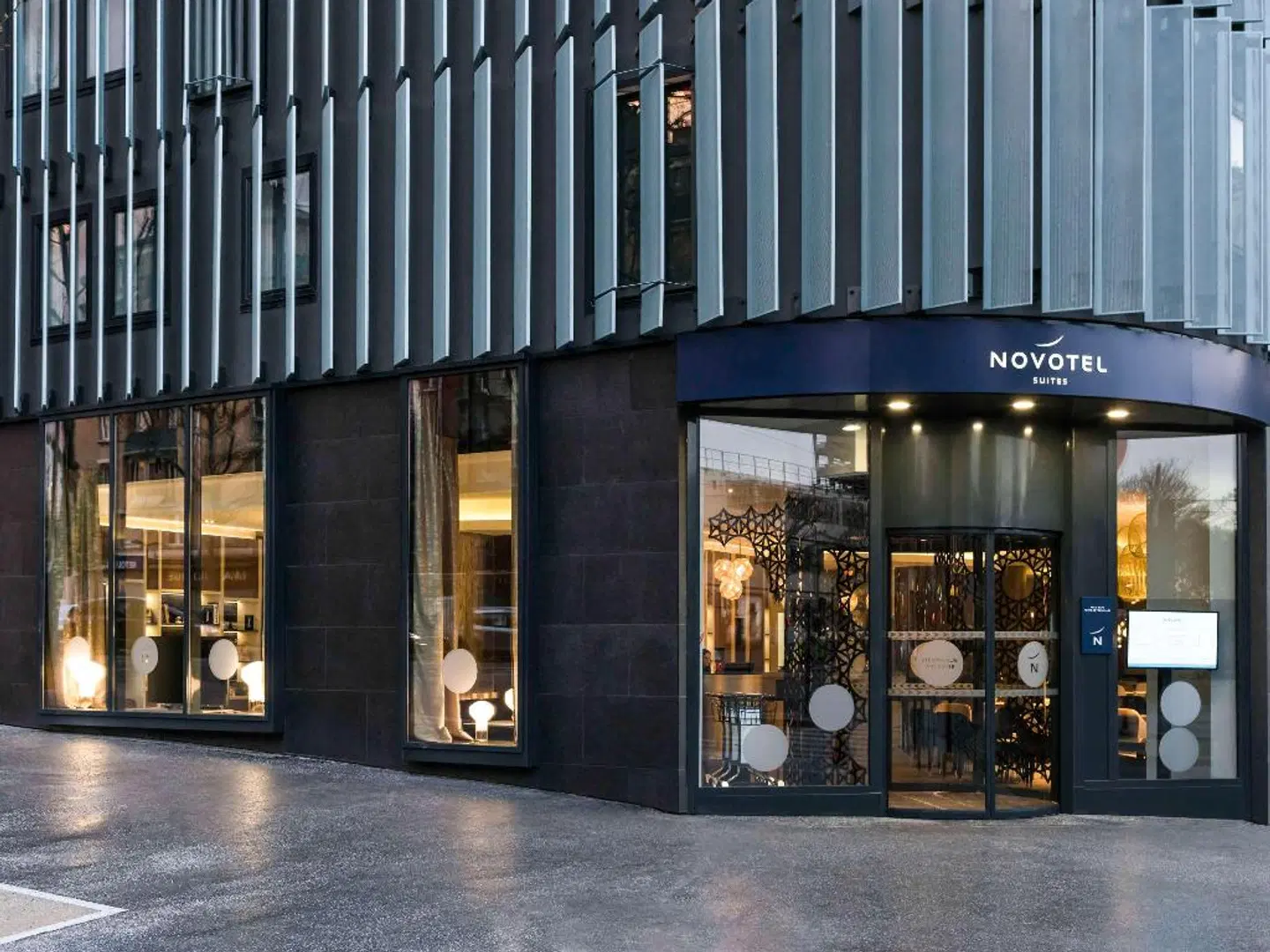 Novotel Suites Paris Expo Porte de Versailles Hotel EXTERIOR