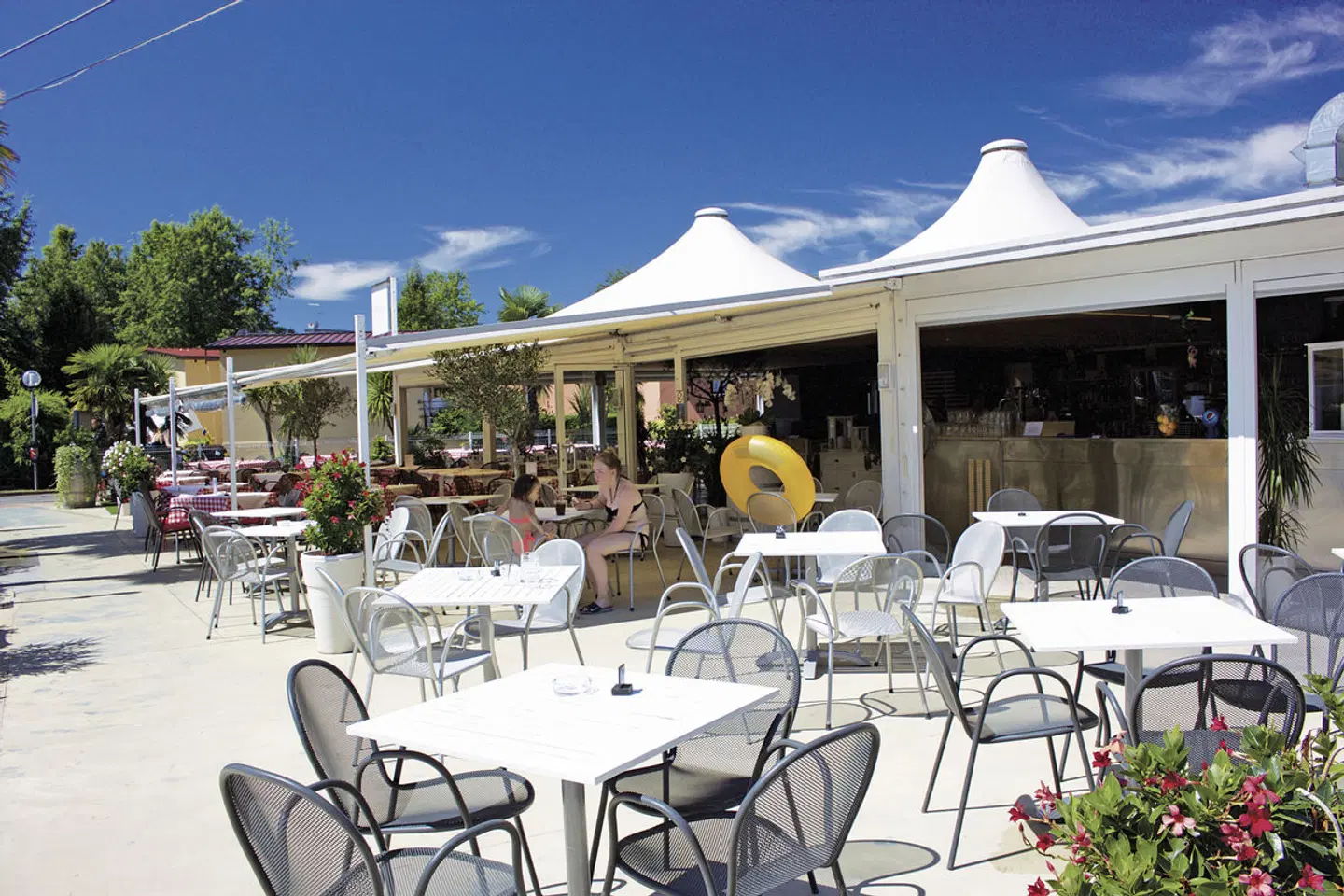 Camping Village Butterfly (by Happy Camp) Terrasse