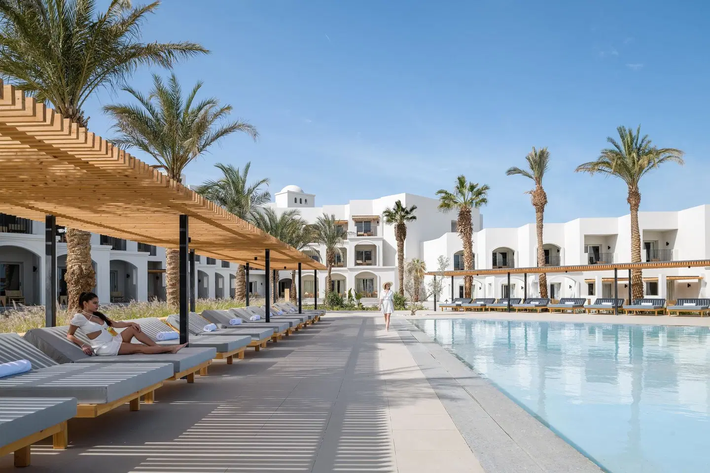 Serry Beach Resort OUTDOOR_POOL