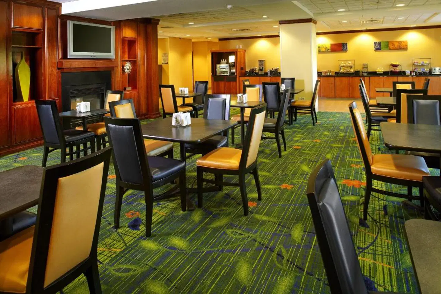Fairfield Inn & Suites by Marriott Phoenix Midtown Bar