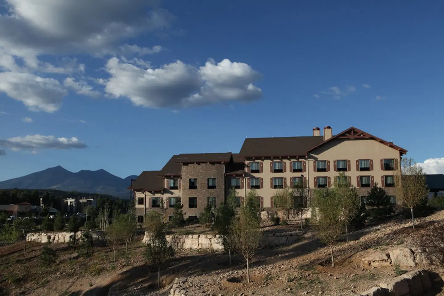 Courtyard by Marriott Flagstaff EXTERIOR