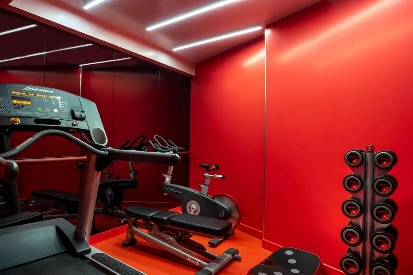 Félicien by Elegancia SPORTS_AND_LEISURE