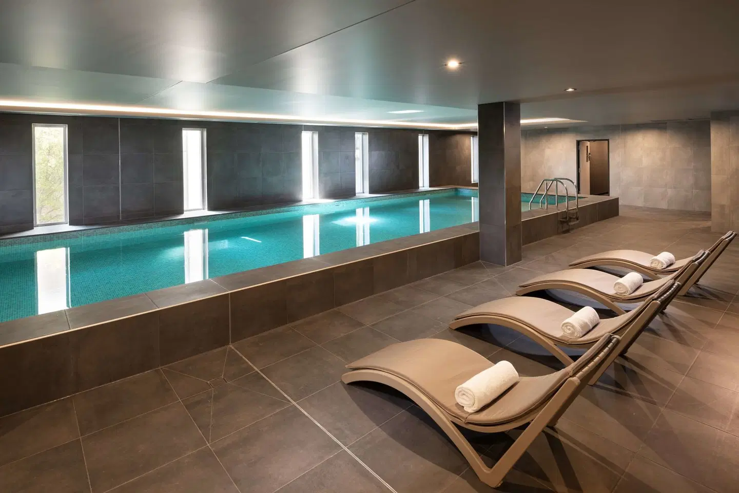 DoubleTree by Hilton Hobart Hallenbad