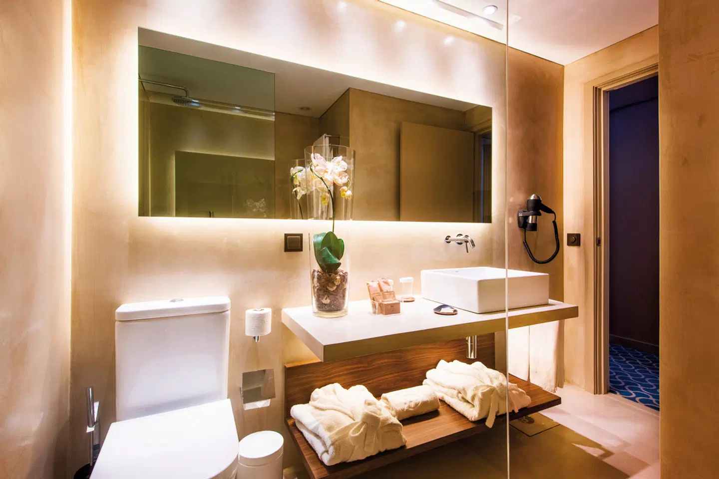 Dom Henrique Downtown BATHROOM