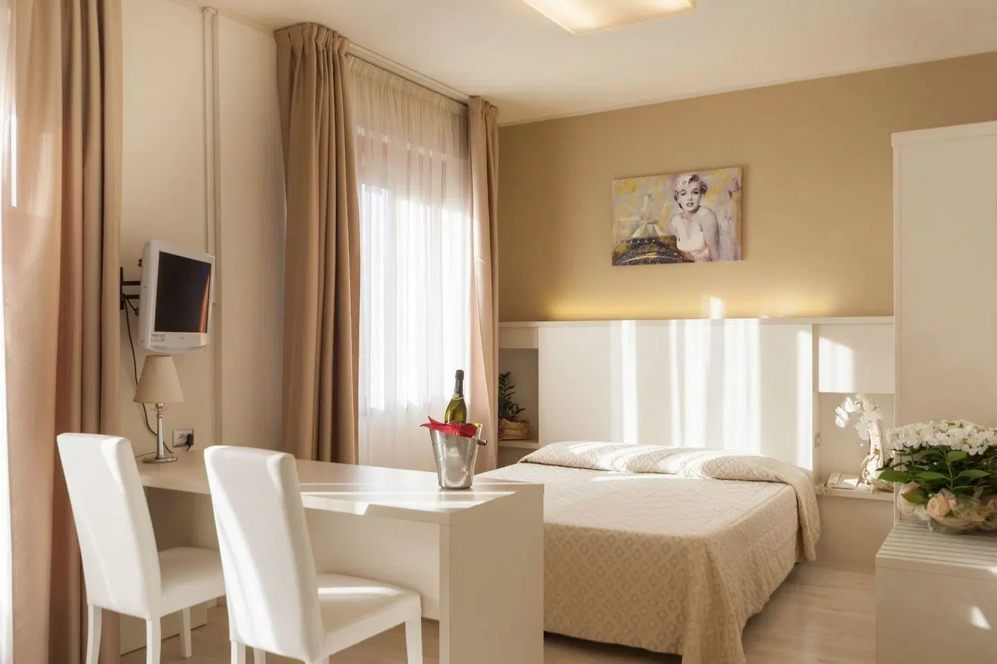 Suite Hotel Elite ROOM_EXAMPLE