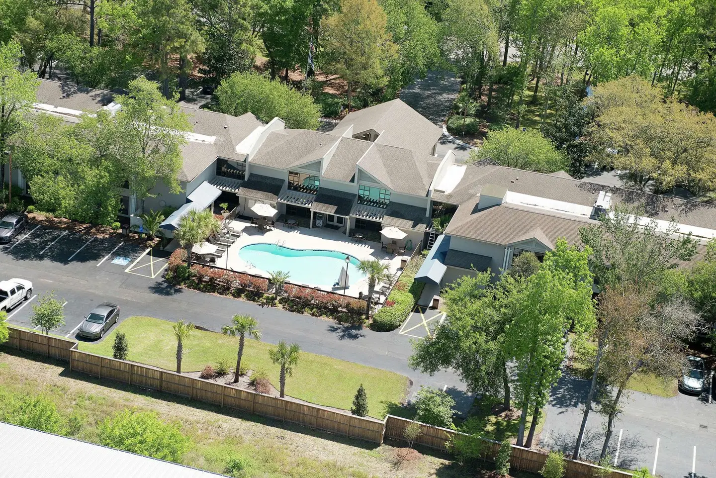 Hampton Inn Hilton Head EXTERIOR