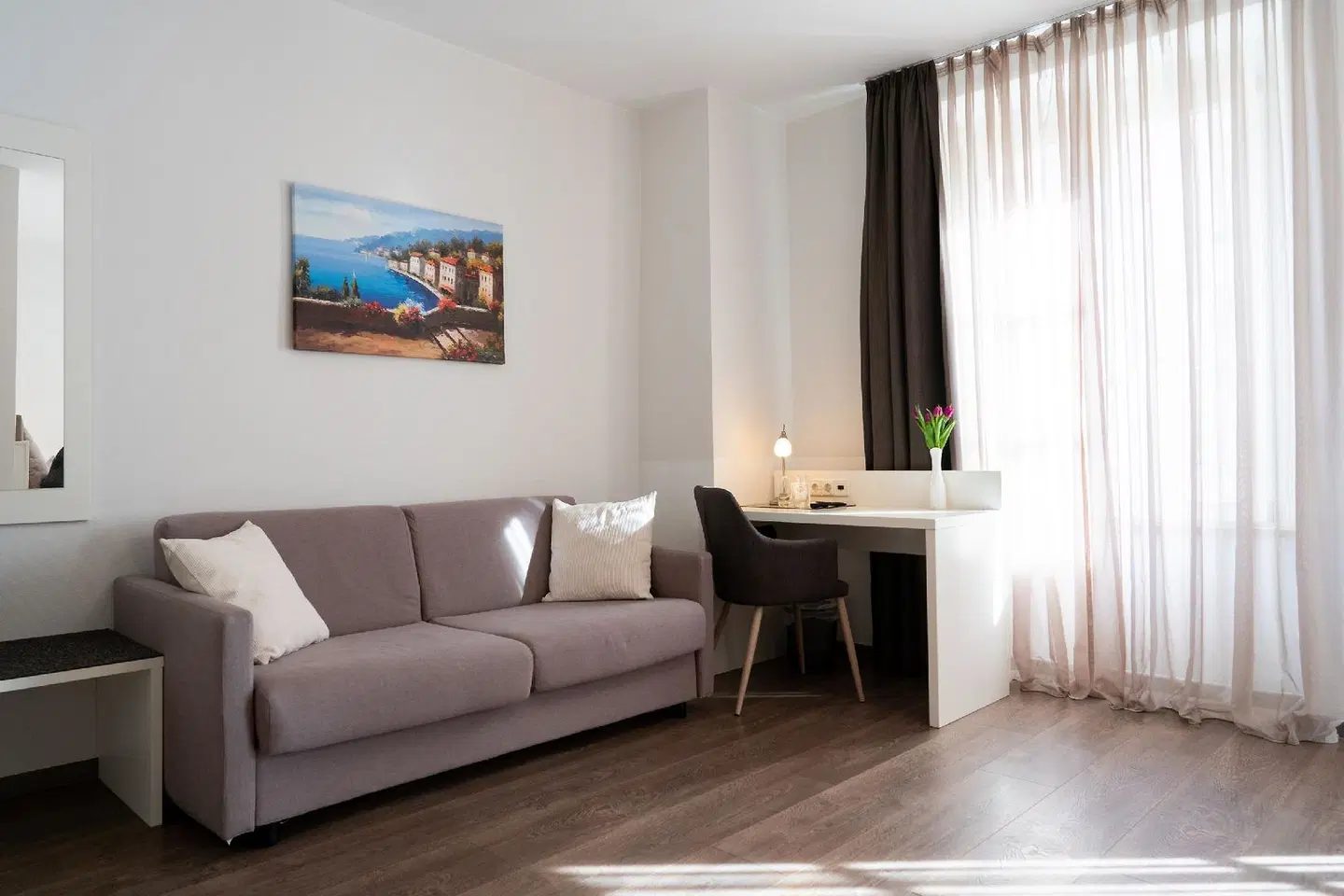 Hotel La Fleur ROOM_EXAMPLE