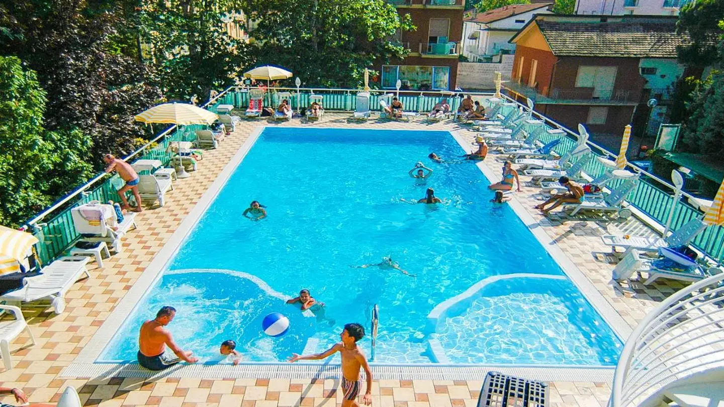Santa Martina OUTDOOR_POOL