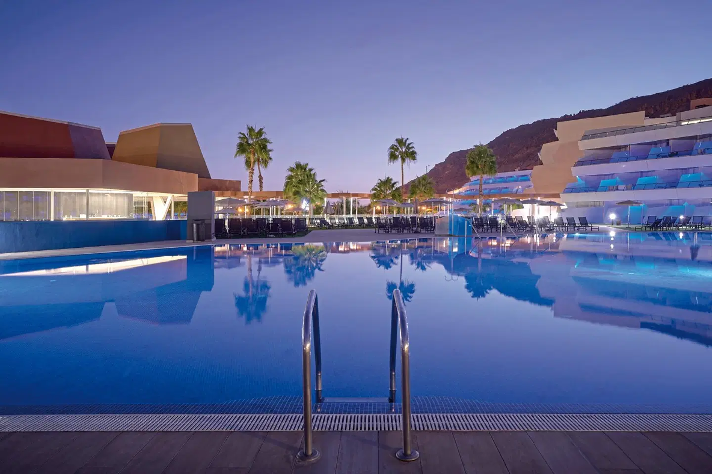 Radisson Blu Resort & Spa, Gran Canaria Mogan OUTDOOR_POOL