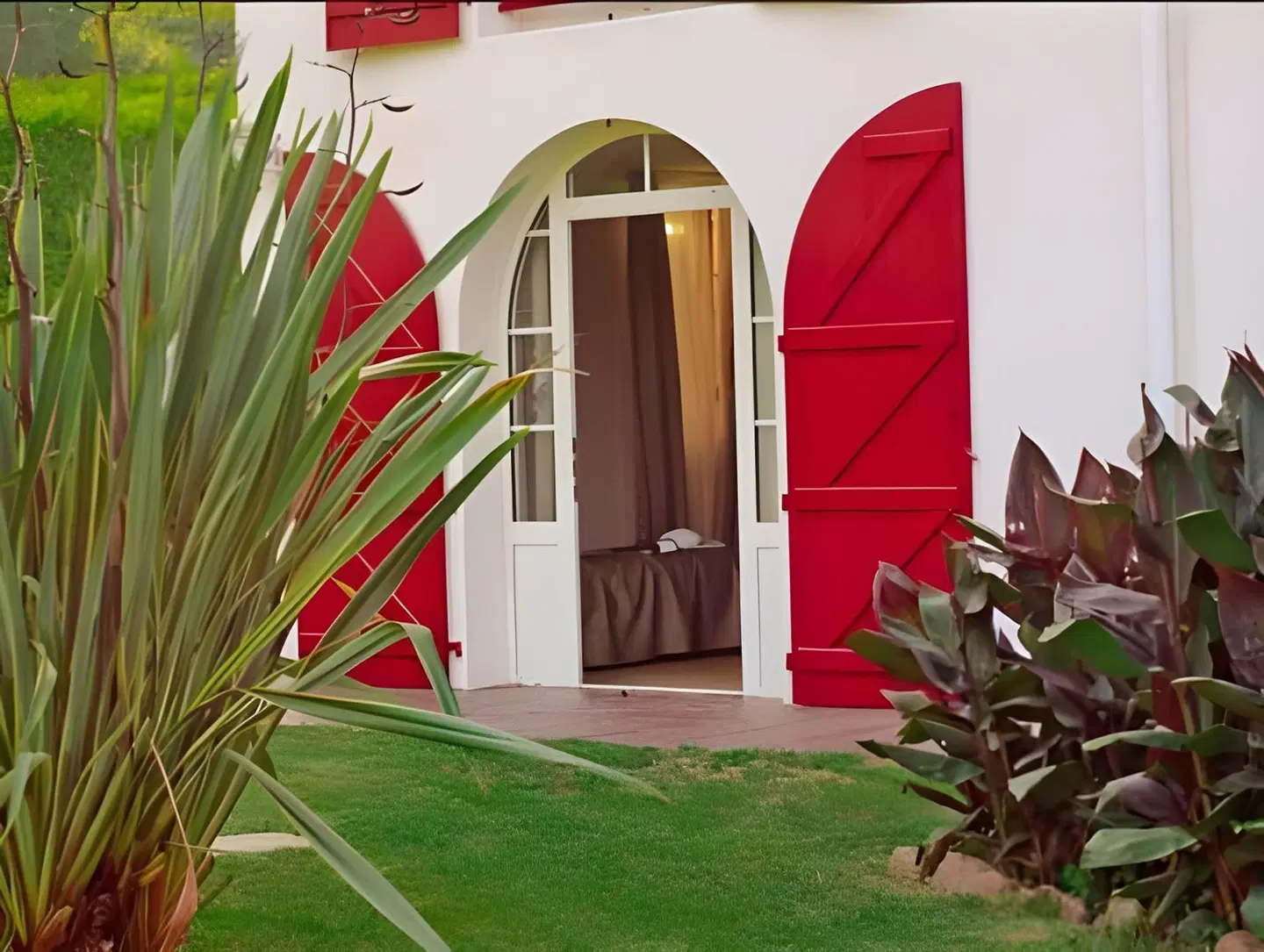 Hotel Restaurant Txistulari EXTERIOR