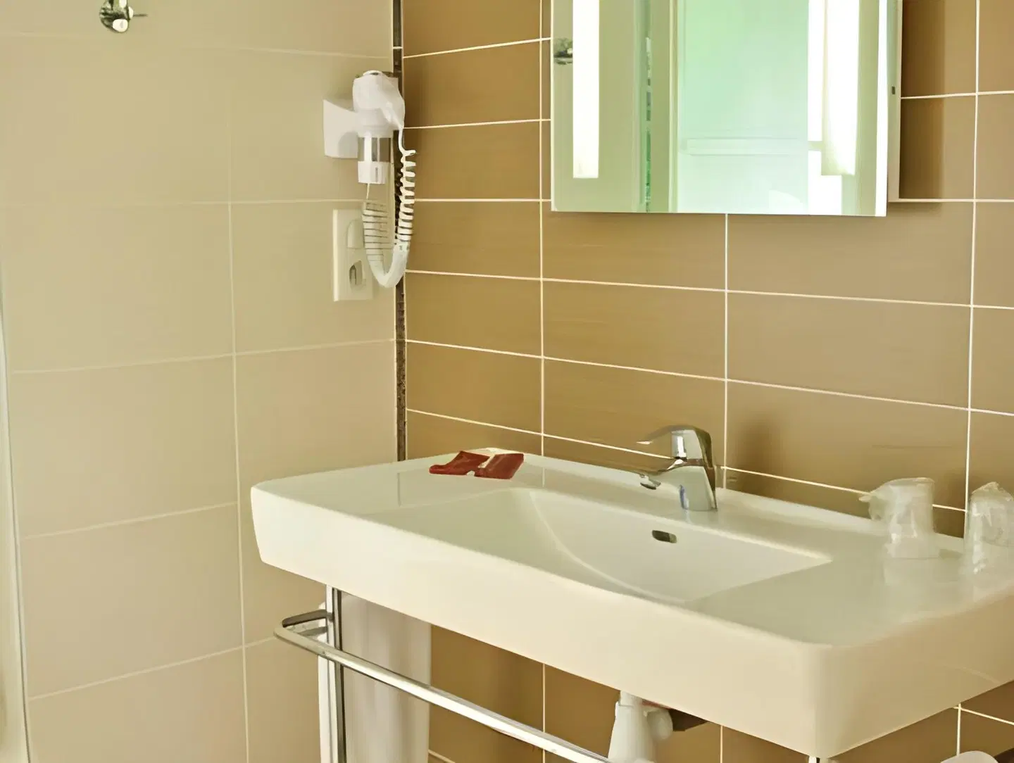 Hotel Restaurant Txistulari BATHROOM