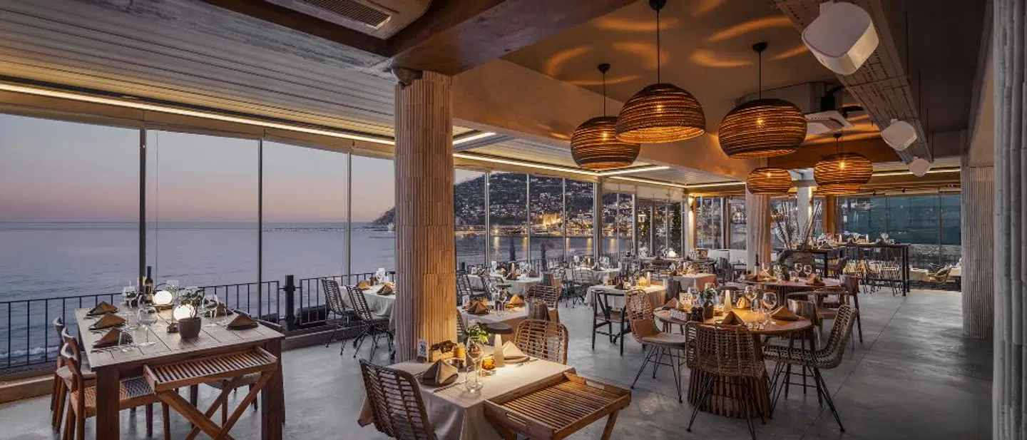 En Vie Beach - Boutique Hotel RESTAURANT