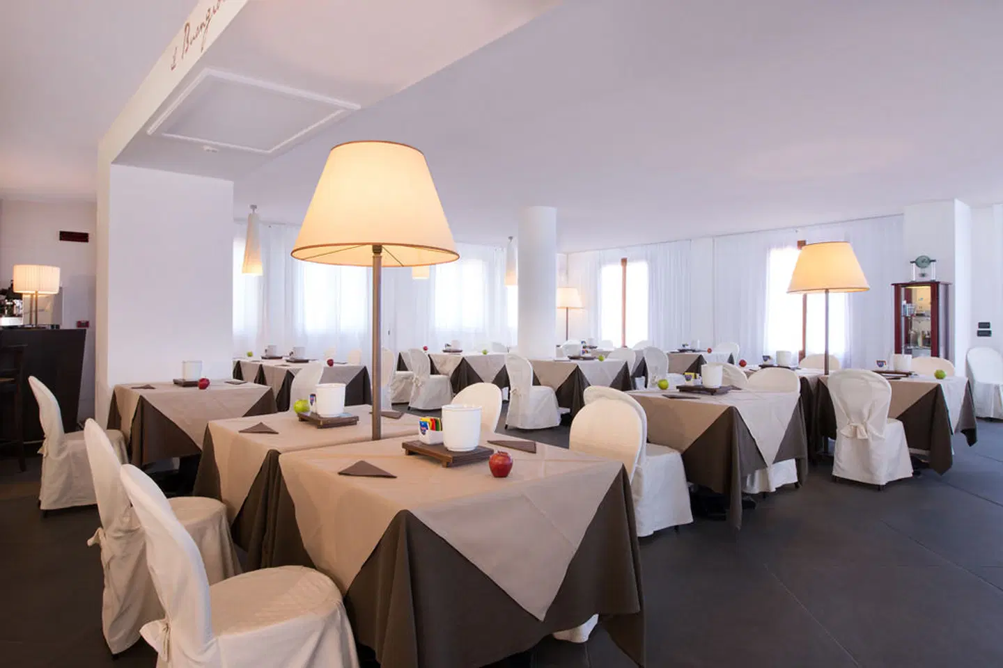 CDH Hotel Radda CONFERENCE