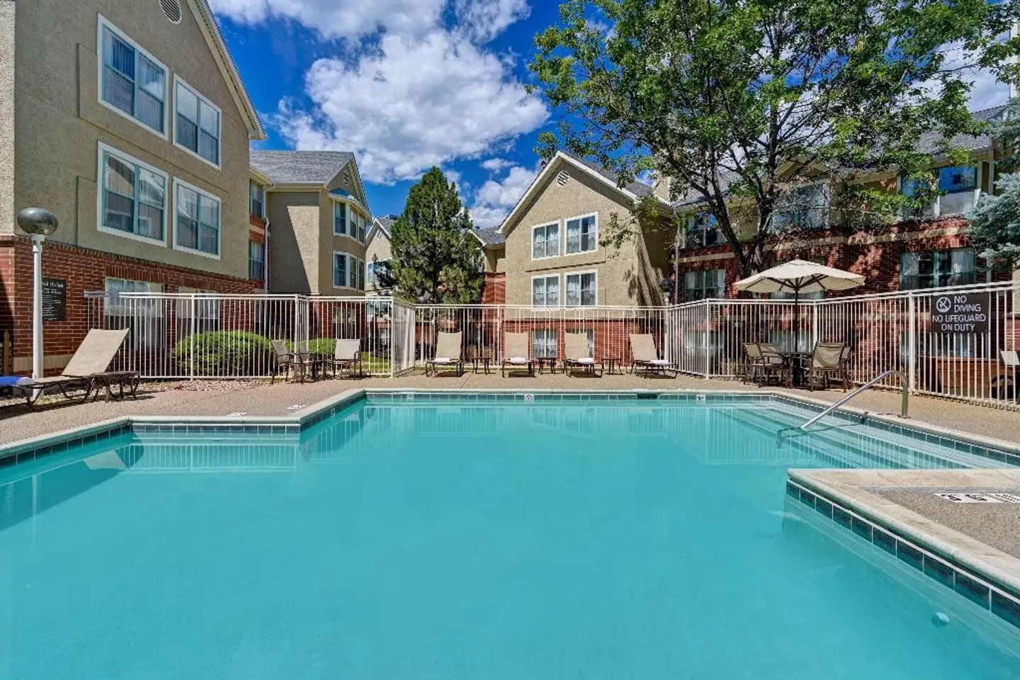 Homewood Suites by Hilton - Boulder OUTDOOR_POOL