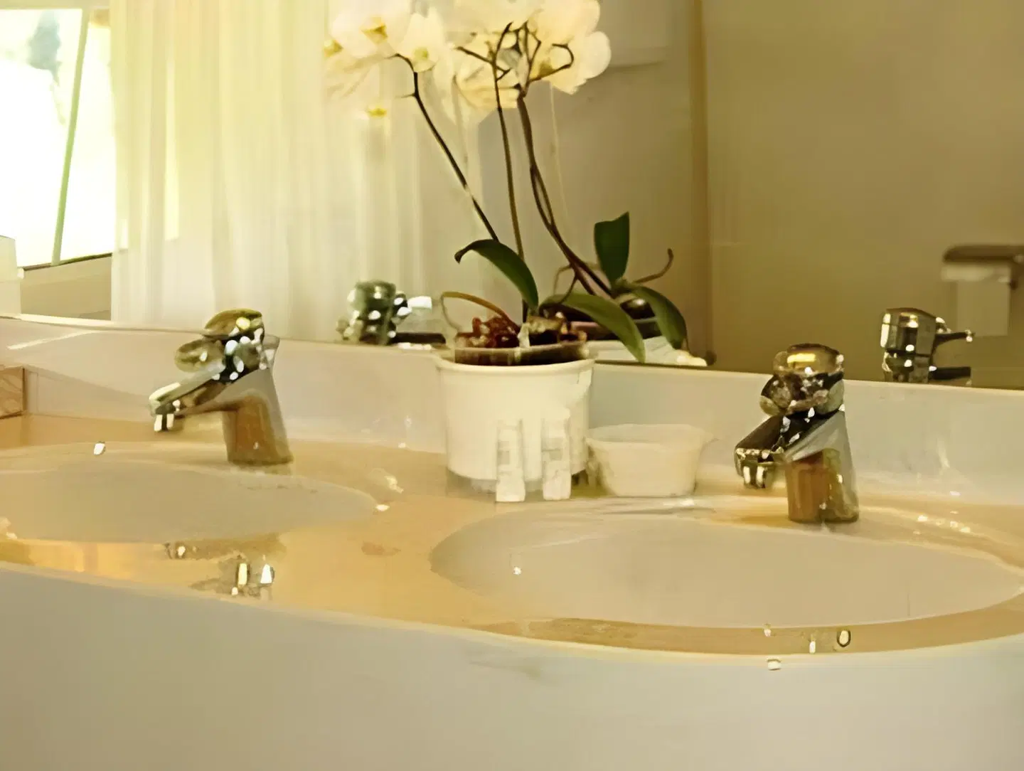 Dolomitenblick BATHROOM