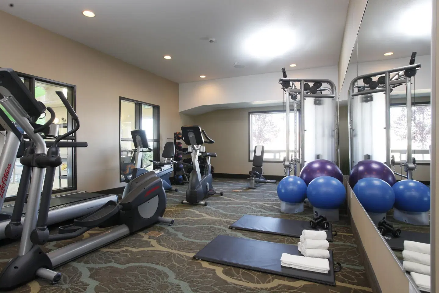 Holiday Inn Express Fort St John by IHG SPORTS_AND_LEISURE