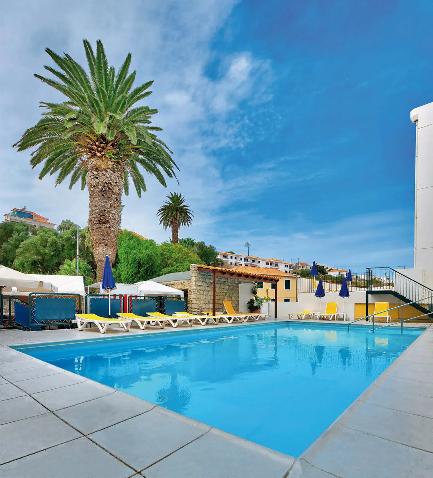 Praia Dourada OUTDOOR_POOL