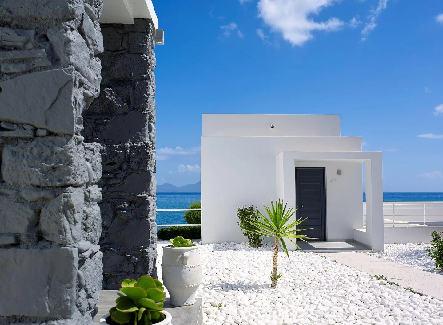 Dimitra Beach Hotel & Suites EXTERIOR