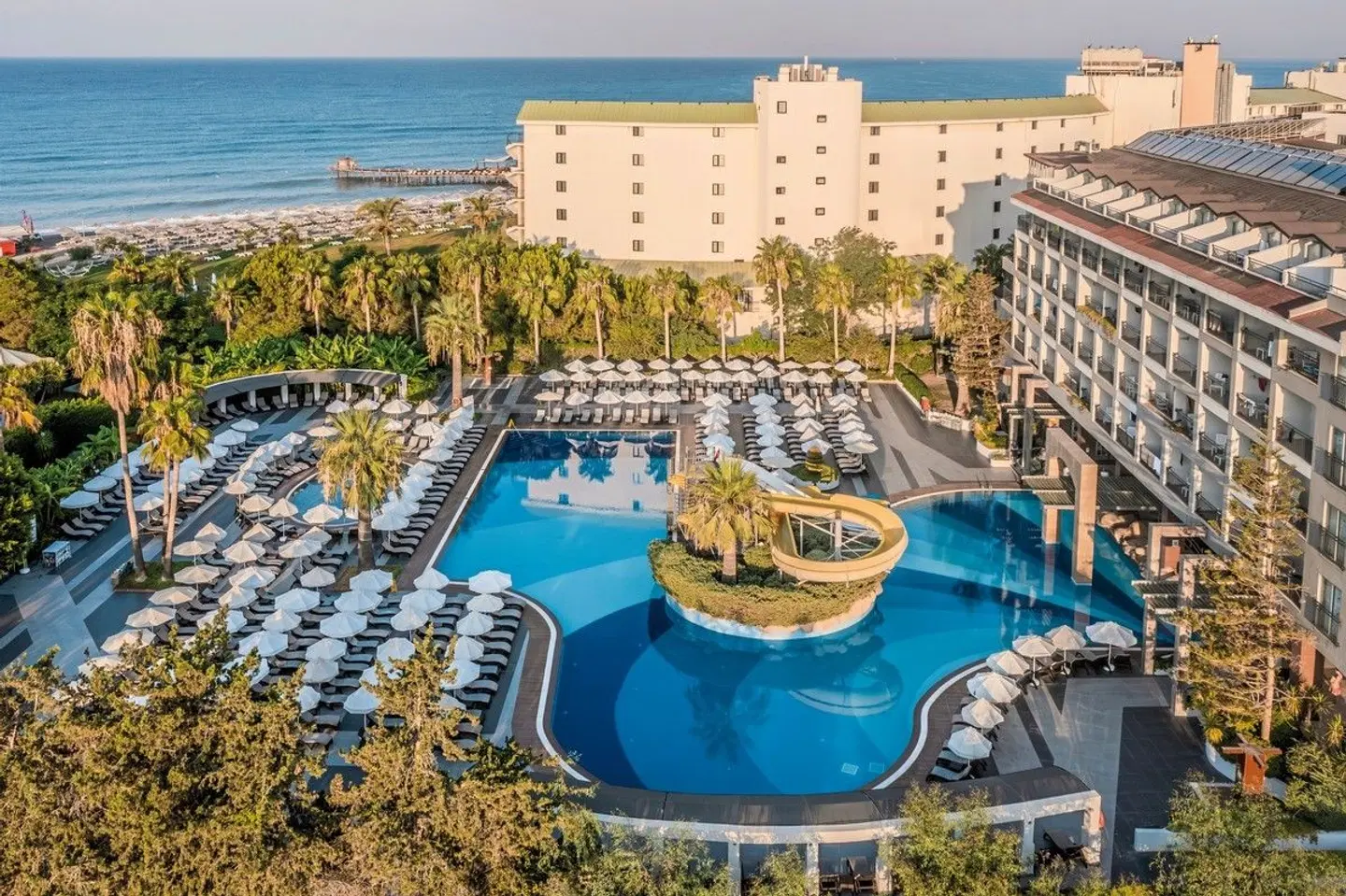 Washington Resort Hotel & Spa OUTDOOR_POOL