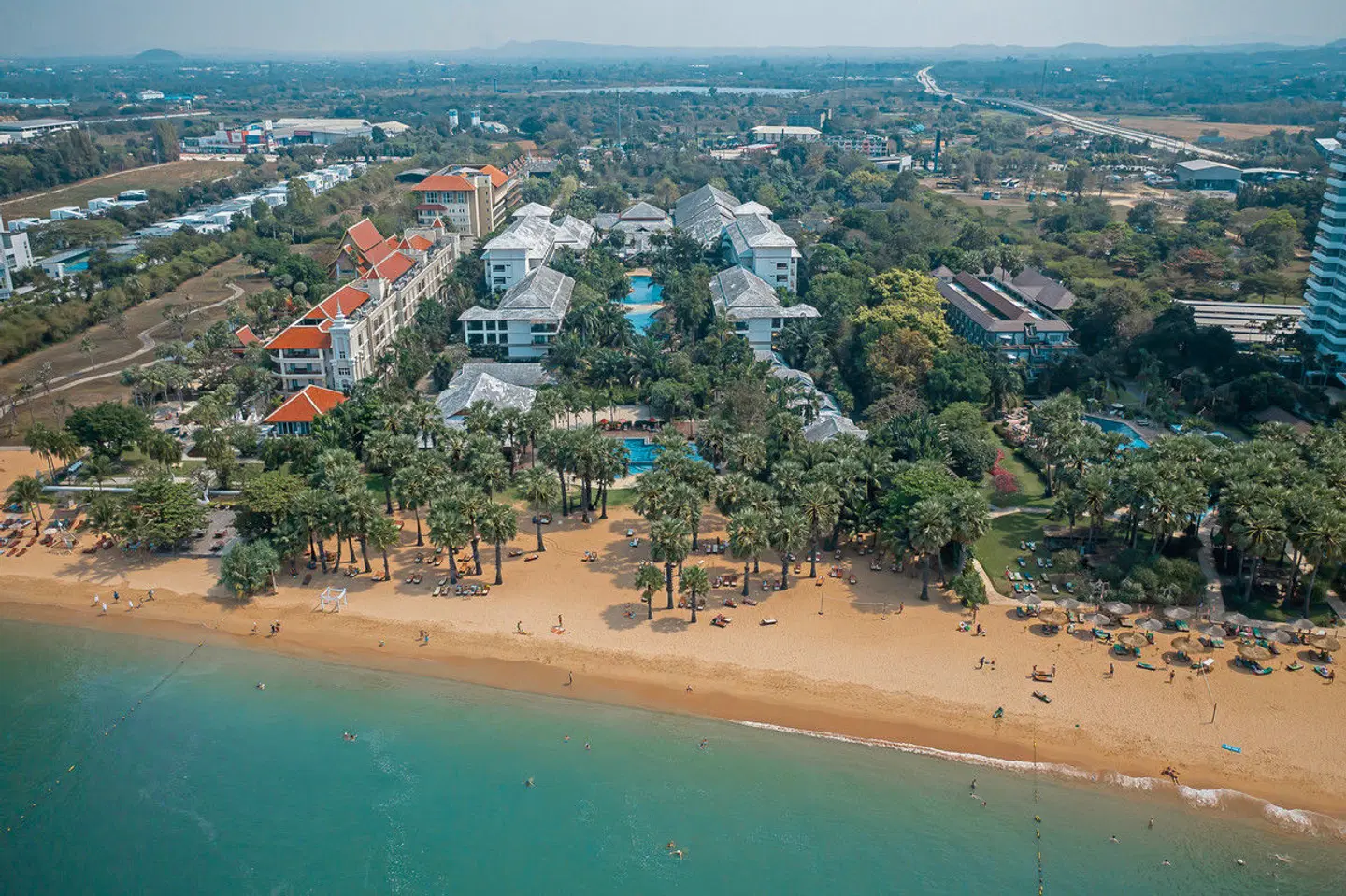 Ravindra Beach Resort & Spa LANDSCAPE