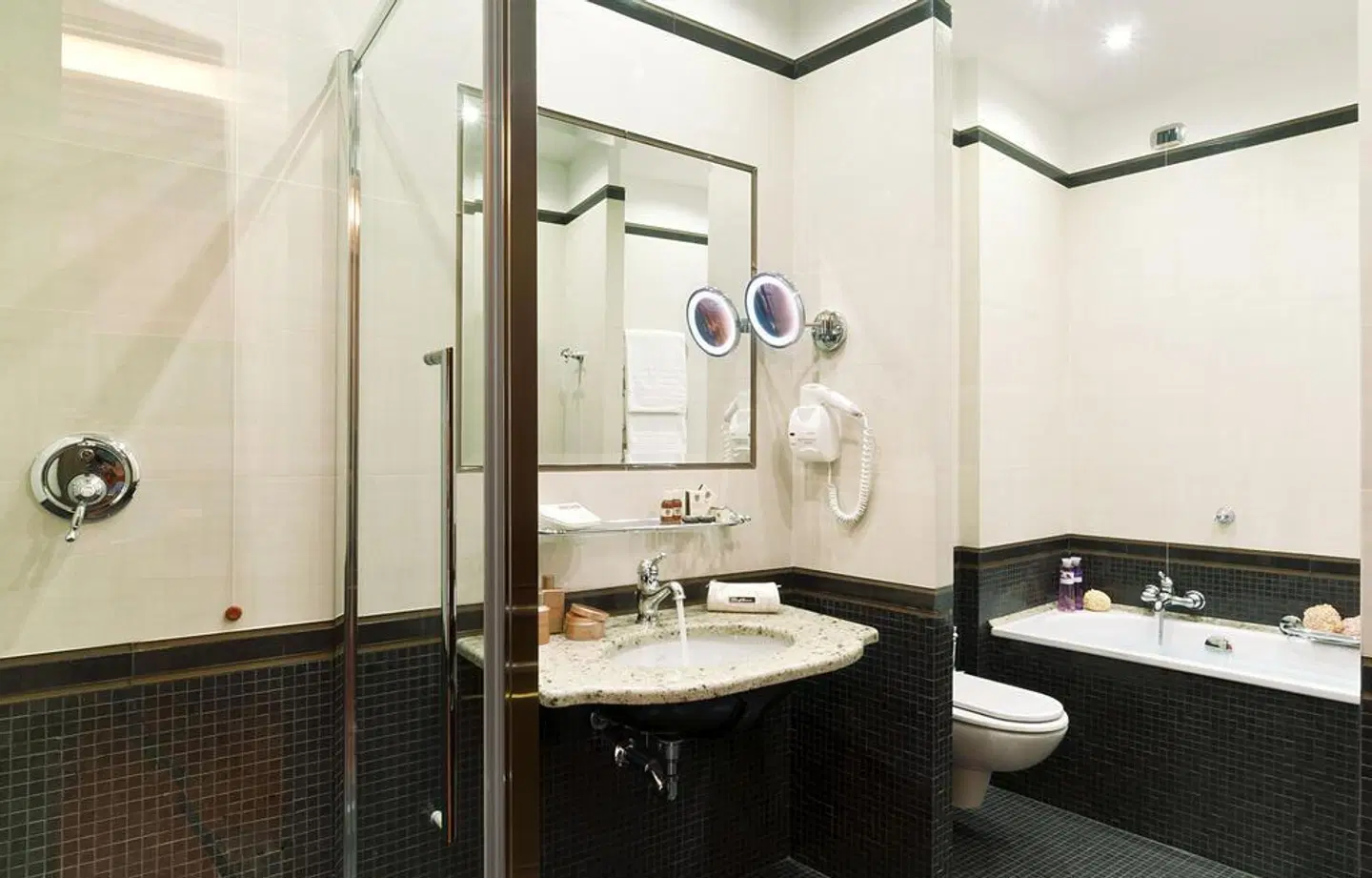 Hotel Splendid Badezimmer