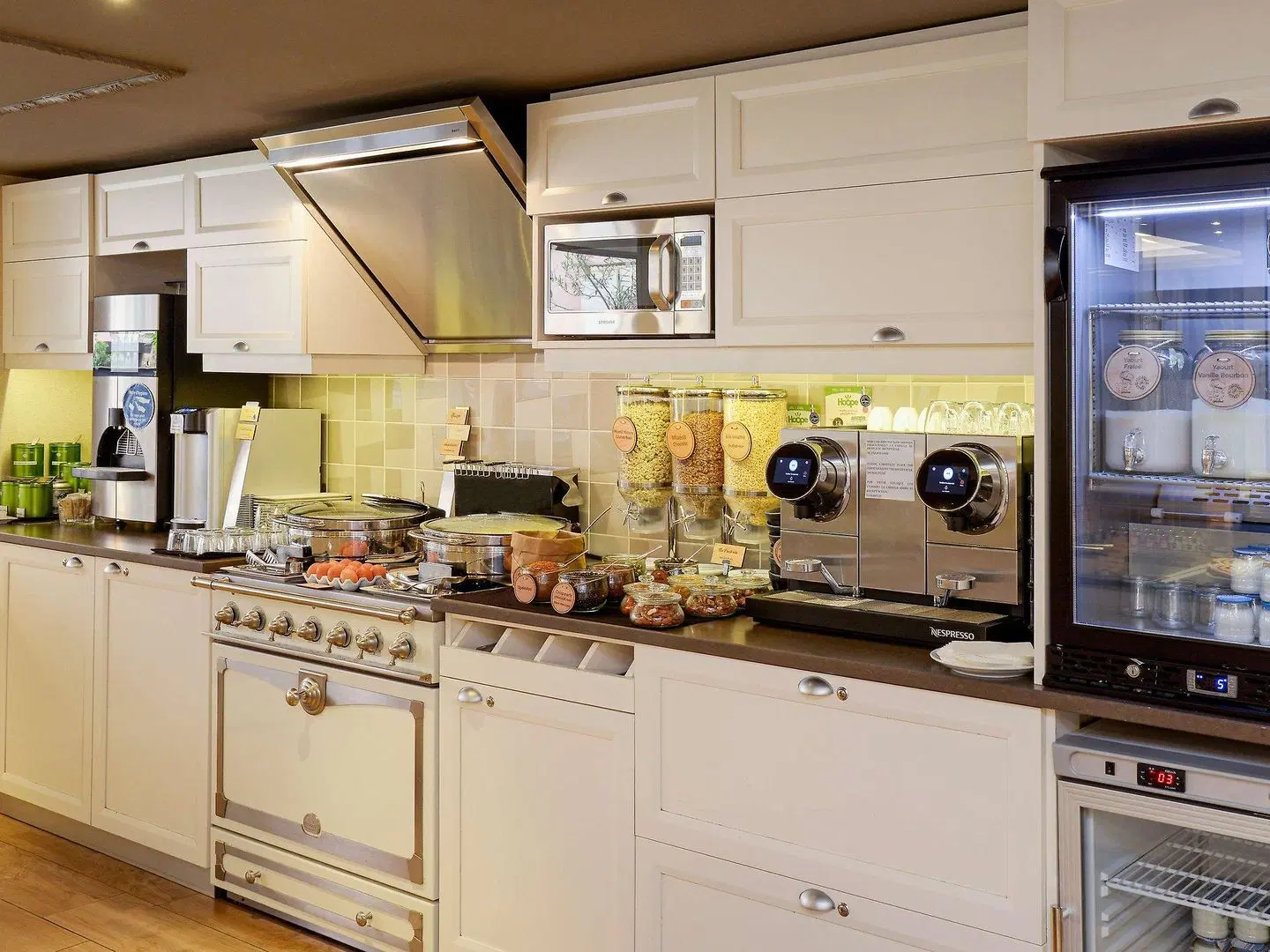 Mercure Toulouse Centre Wilson Capitole Hotel ROOM_EXAMPLE