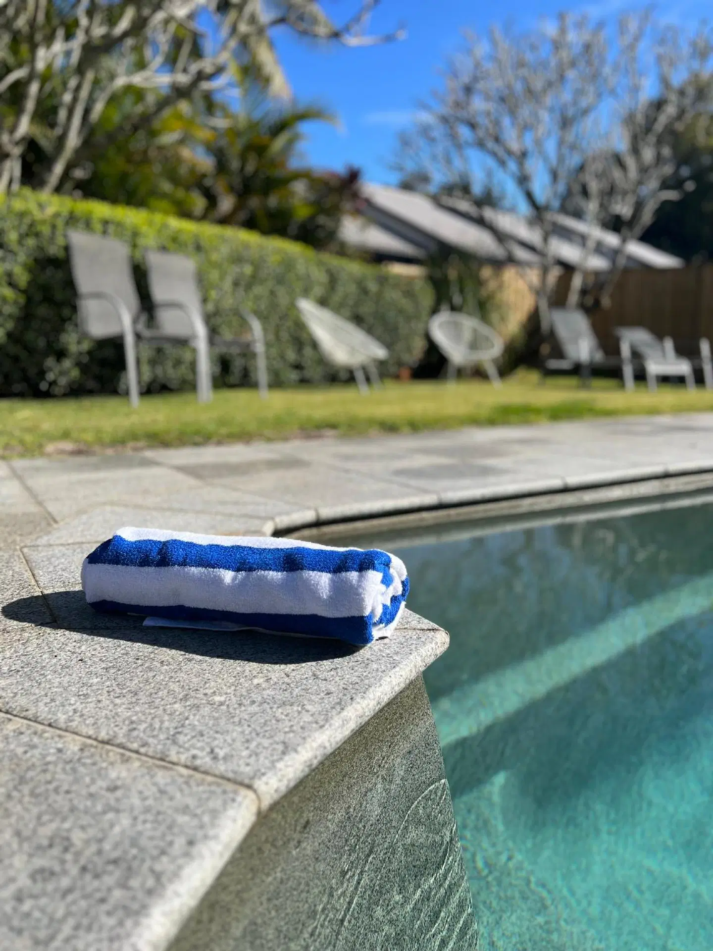 Arabella Garden Inn OUTDOOR_POOL