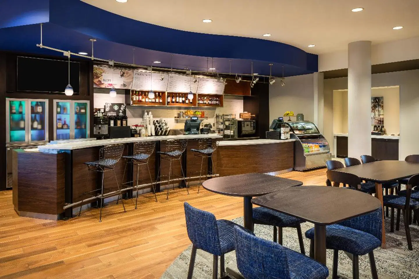 Courtyard by Marriott Fort Lauderdale Airport & Cruise Port Bar