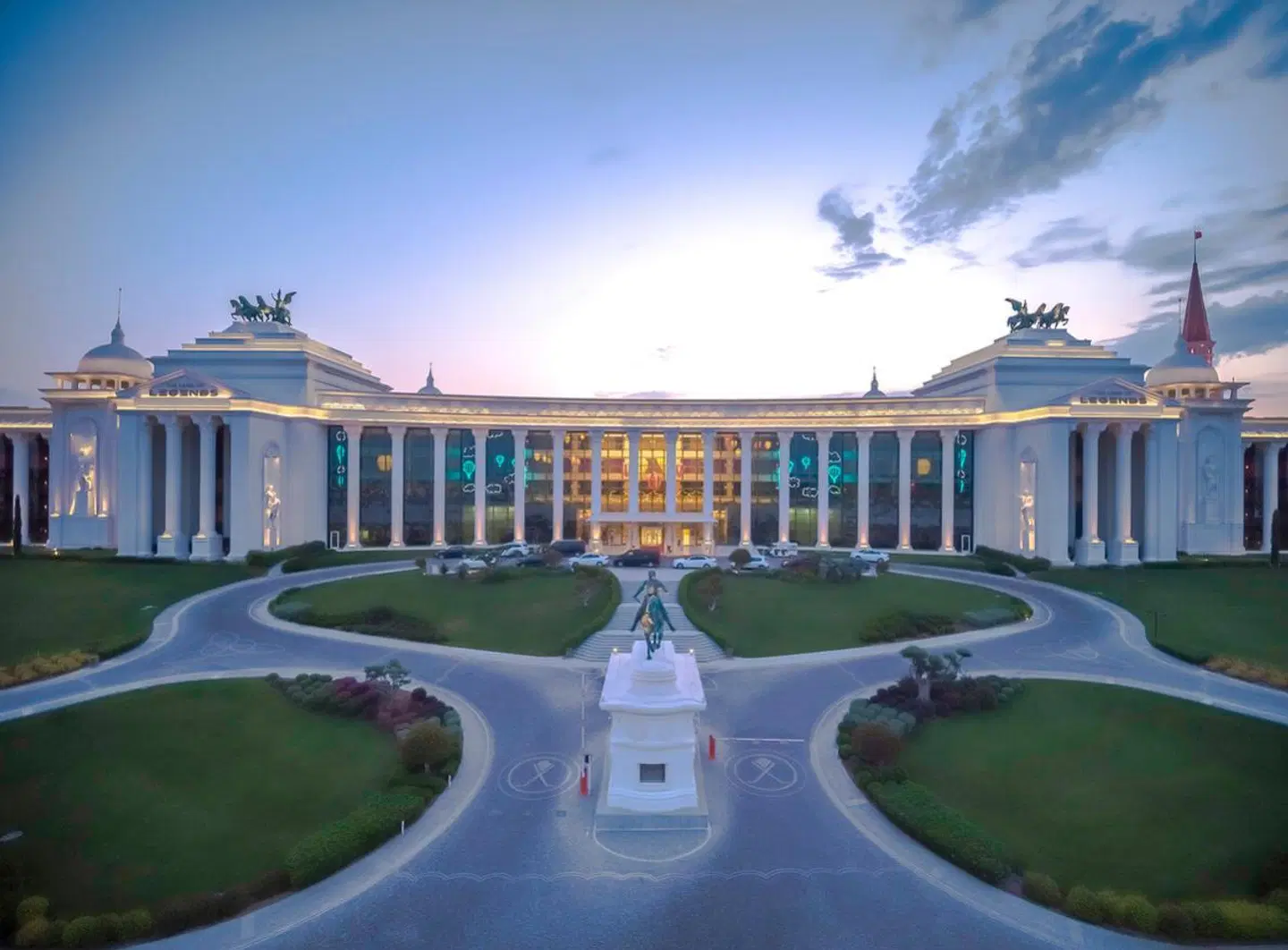 The Land of Legends Kingdom Hotel EXTERIOR