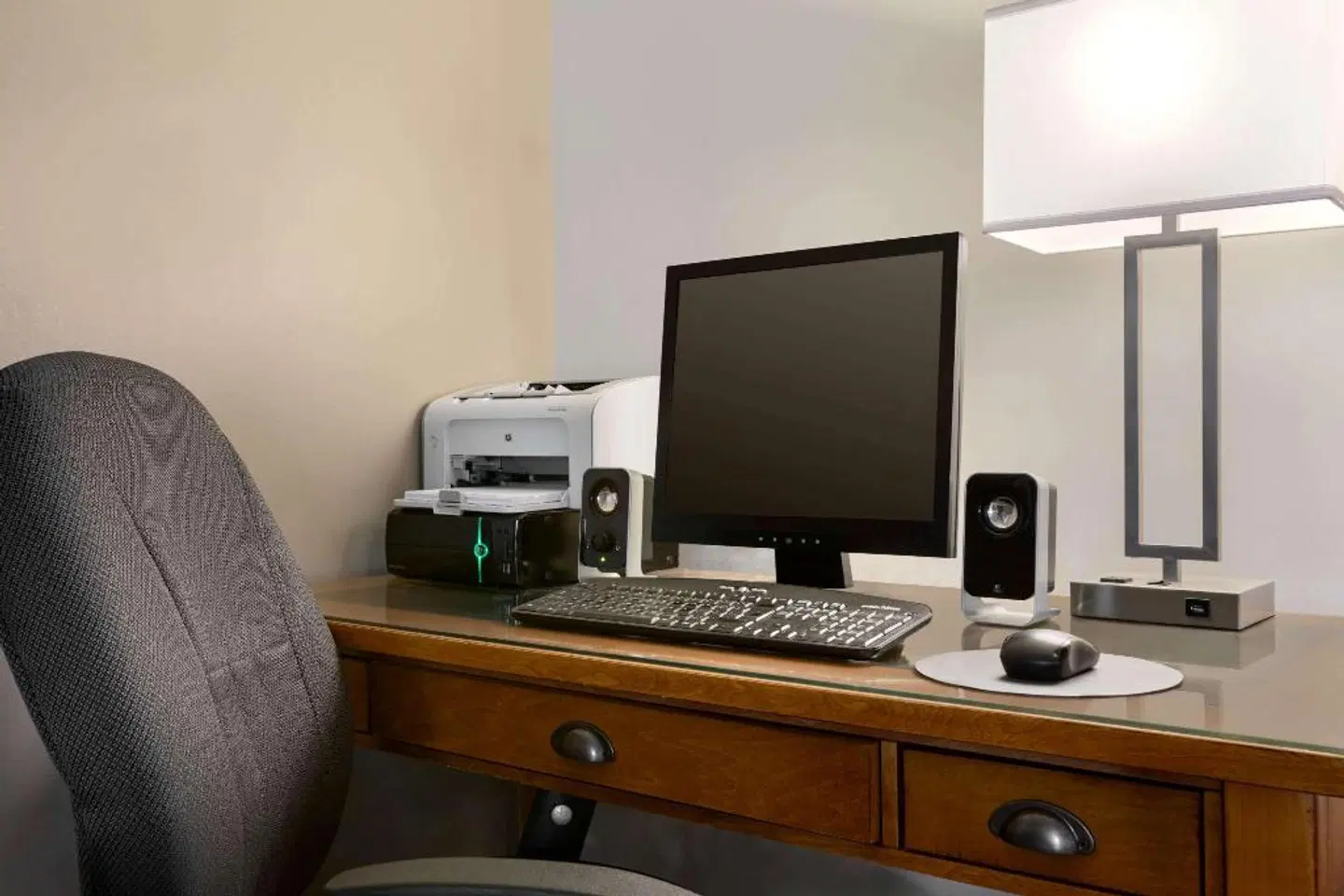 Travelodge Suites New Glasgow ROOM_EXAMPLE