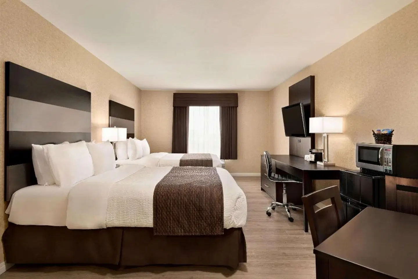 Days Inn by Wyndham Saskatoon ROOM_EXAMPLE