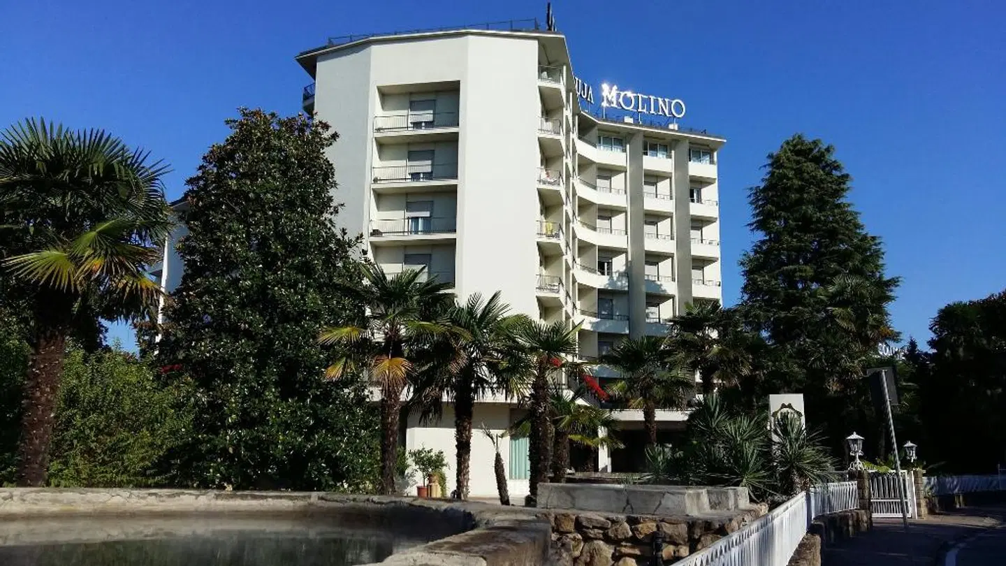 Ariston Molino Terme EXTERIOR