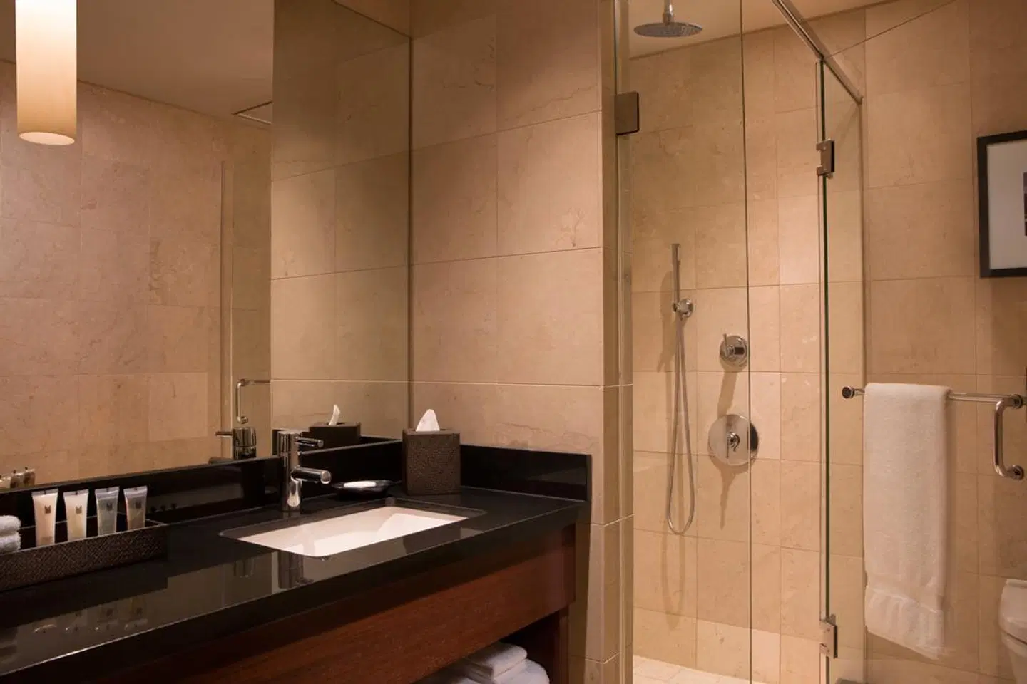 Millennium Knickerbocker Hotel Badezimmer