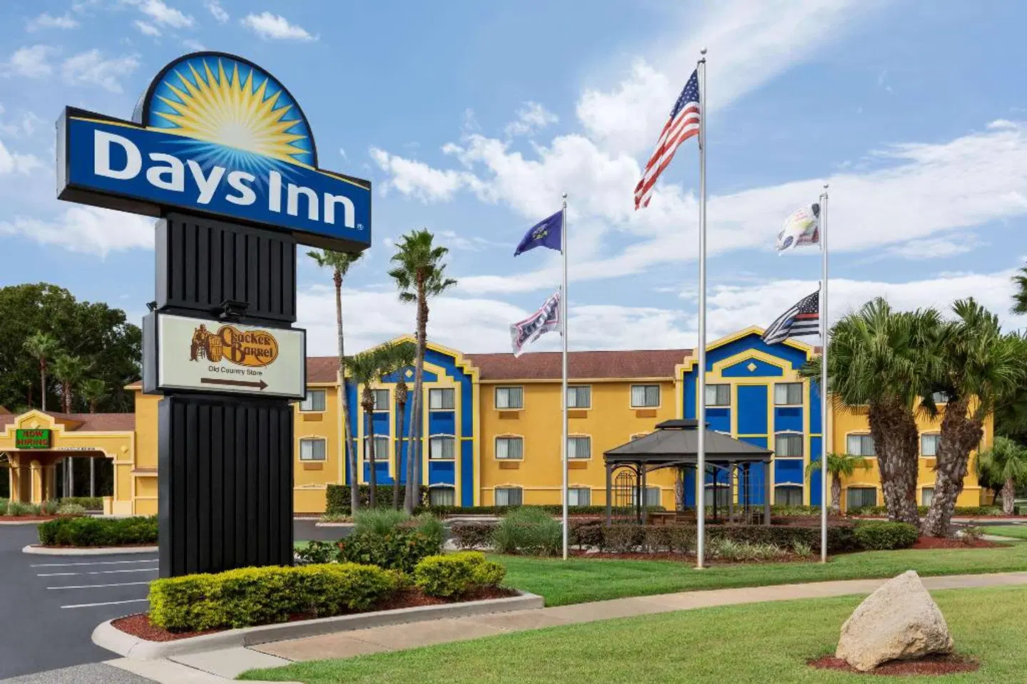 Days Inn by Wyndham Orange Park/Jacksonville EXTERIOR