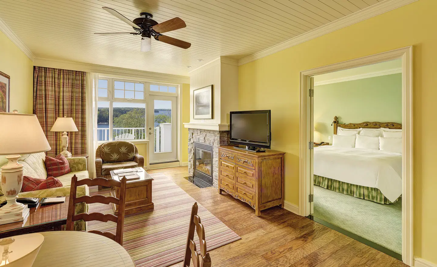 JW Marriott The Rosseau Muskoka Resort & Spa ROOM_EXAMPLE