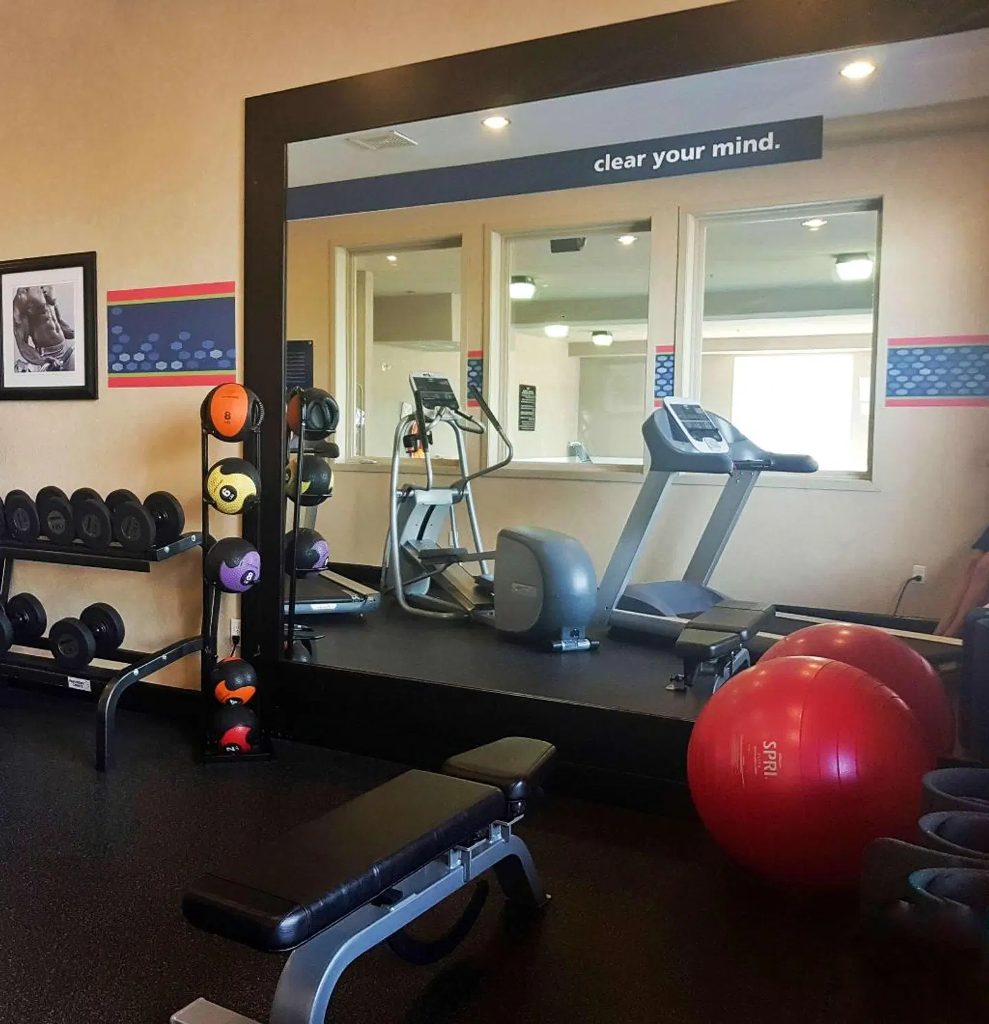 Hampton Inn & Suites by Hilton Edmonton International Airport SPORTS_AND_LEISURE