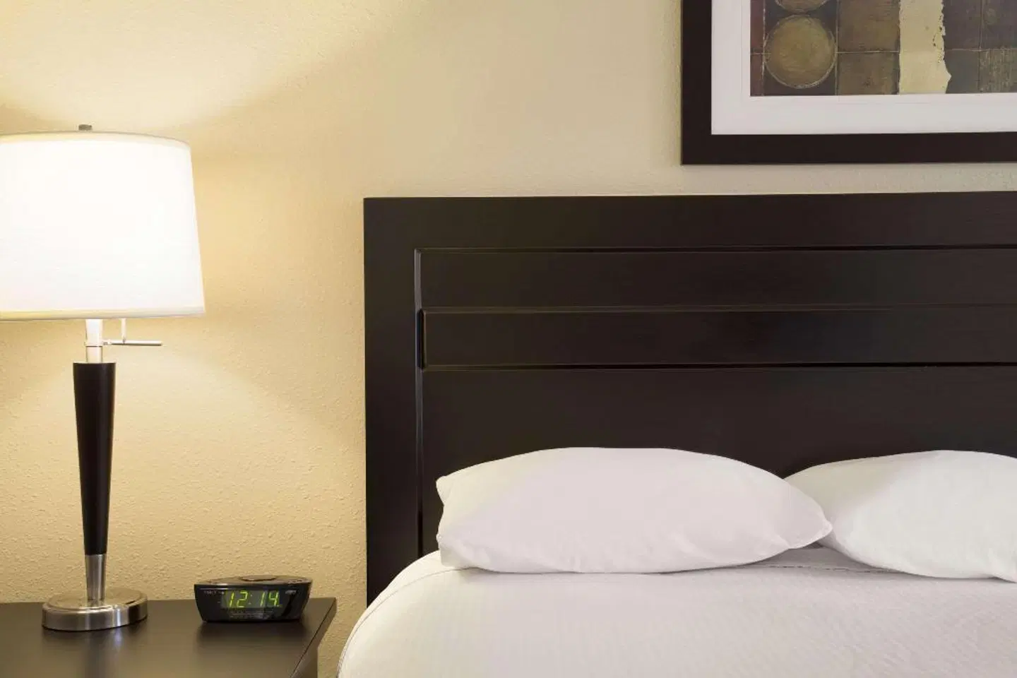 Super 8 by Wyndham Edmonton International Airport ROOM_EXAMPLE