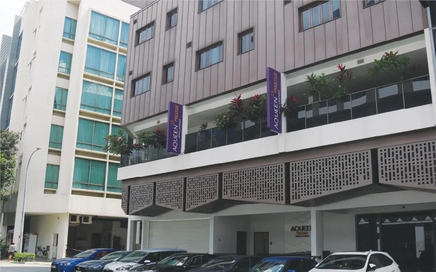 Aqueen Prestige Hotel Lavender EXTERIOR