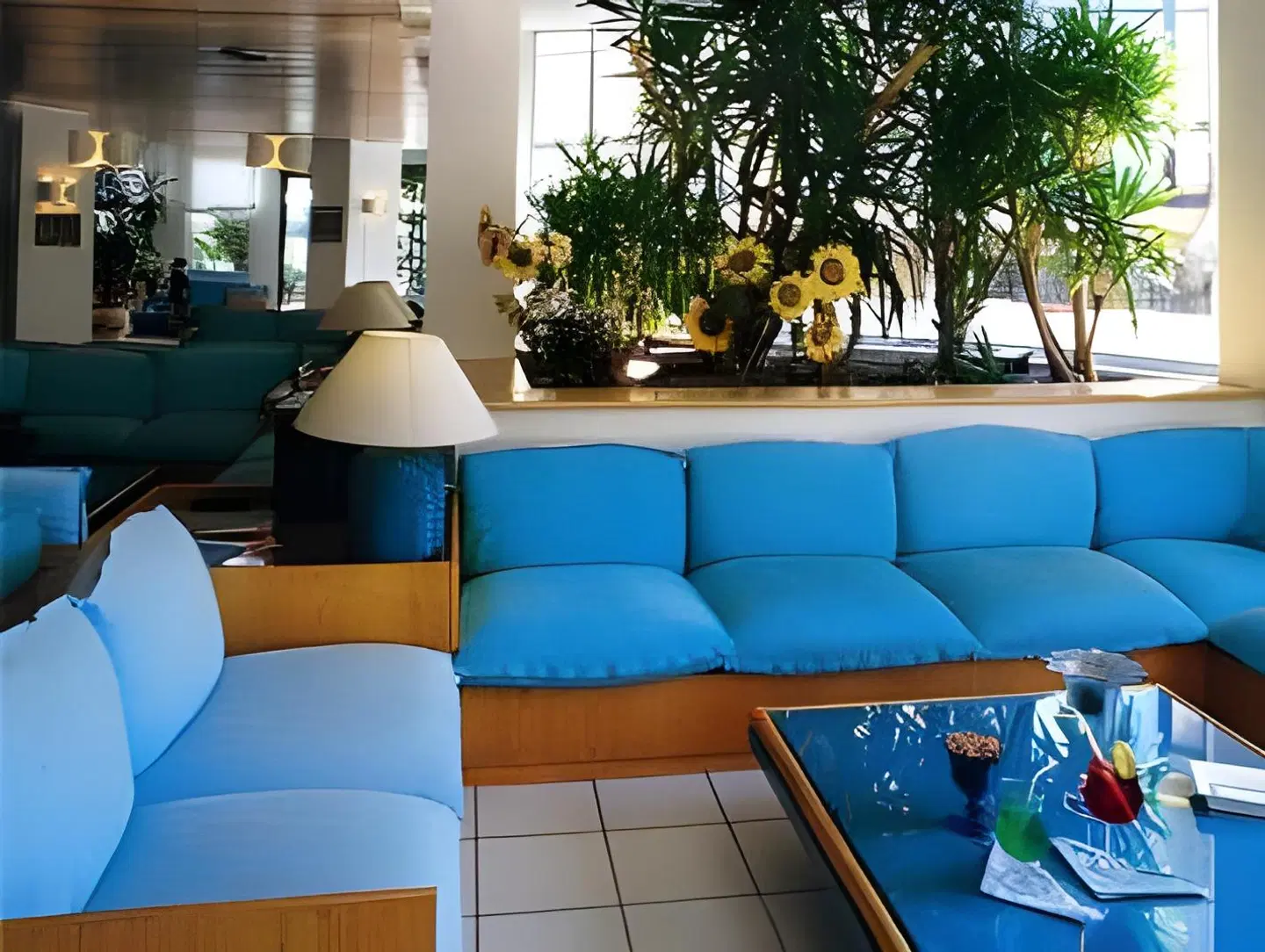 Bellevue LOUNGE_LOBBY