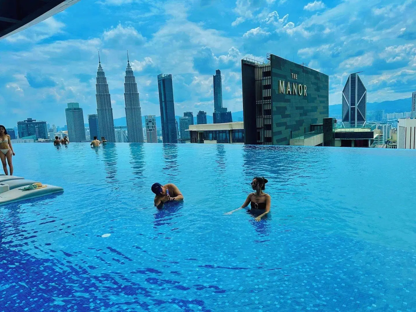 Eaton Residence KLCC OUTDOOR_POOL
