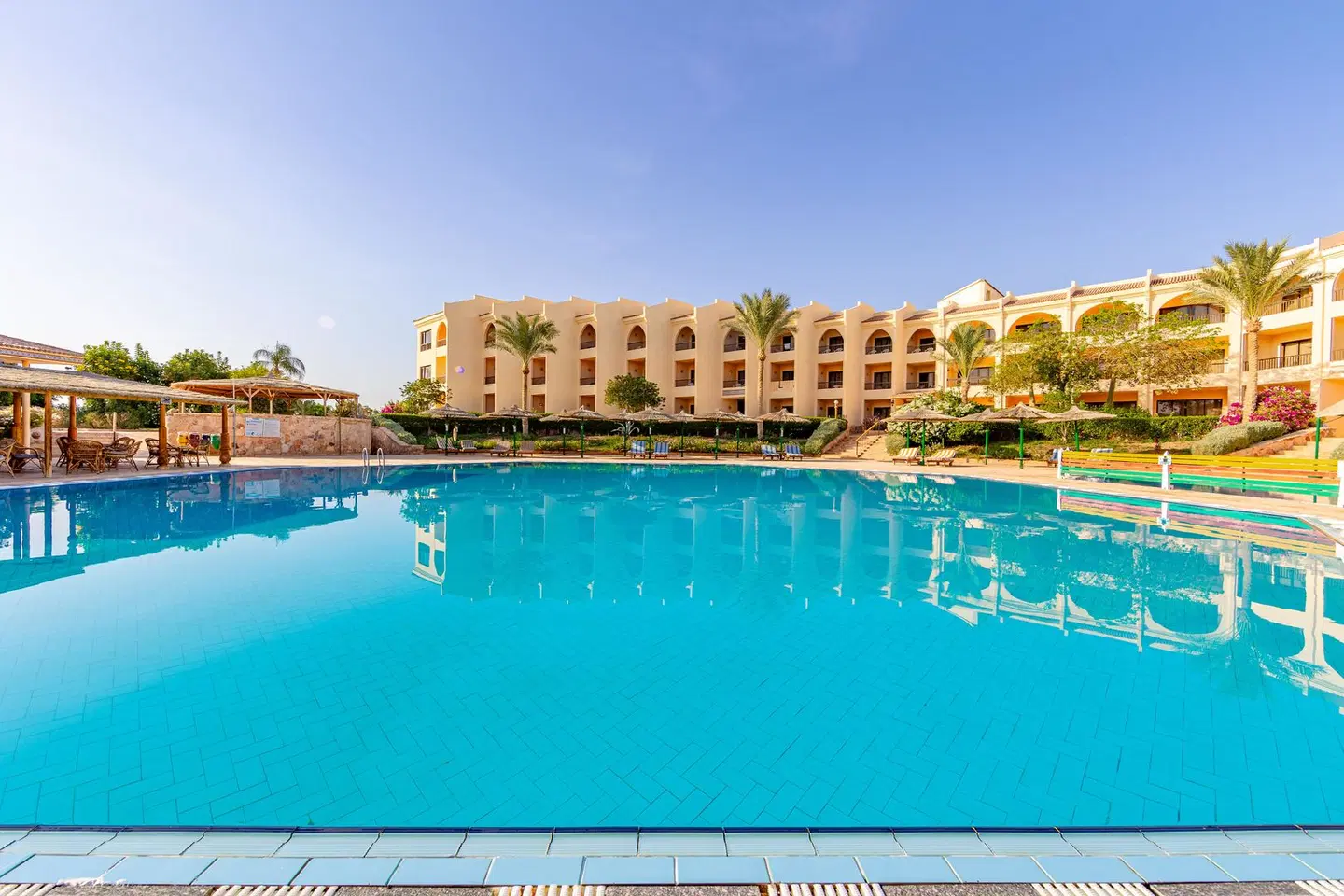 Flamenco Beach & Resort OUTDOOR_POOL