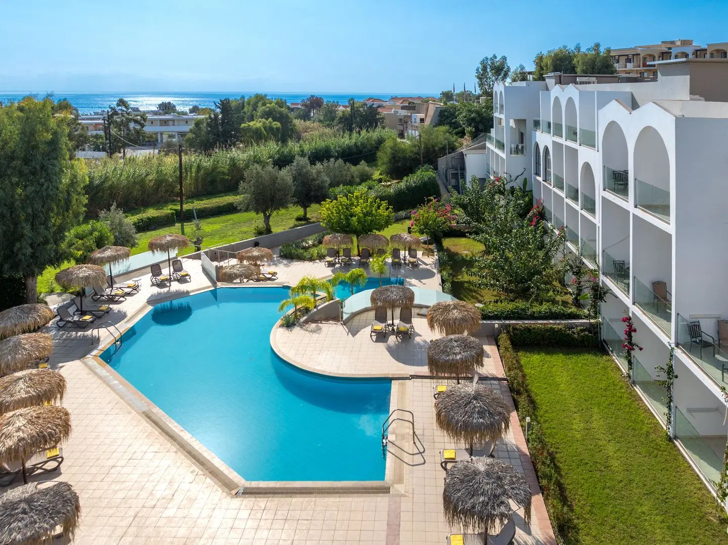 Lindos Breeze Beach Hotel OUTDOOR_POOL