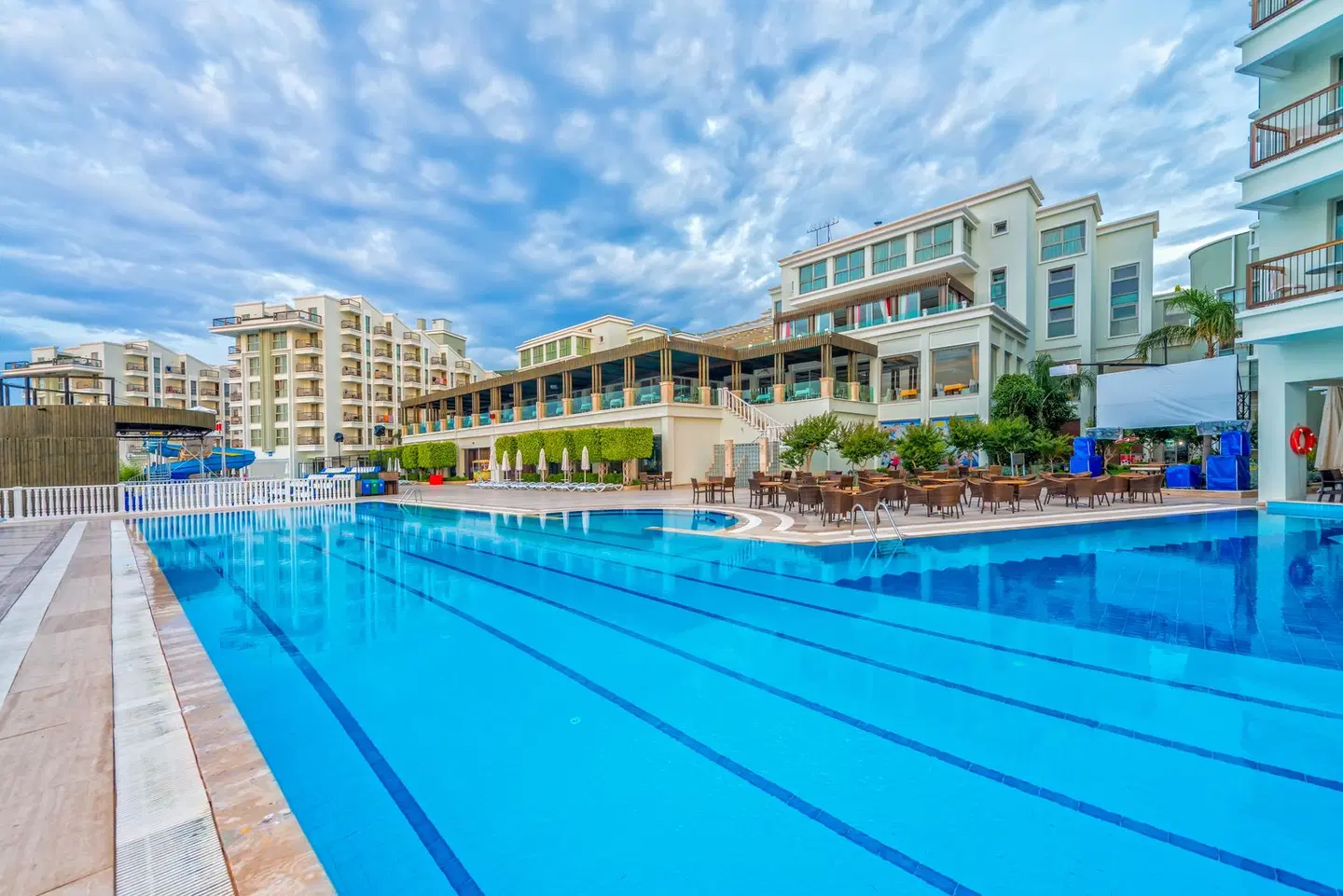 Royal Atlantis Spa & Resort OUTDOOR_POOL