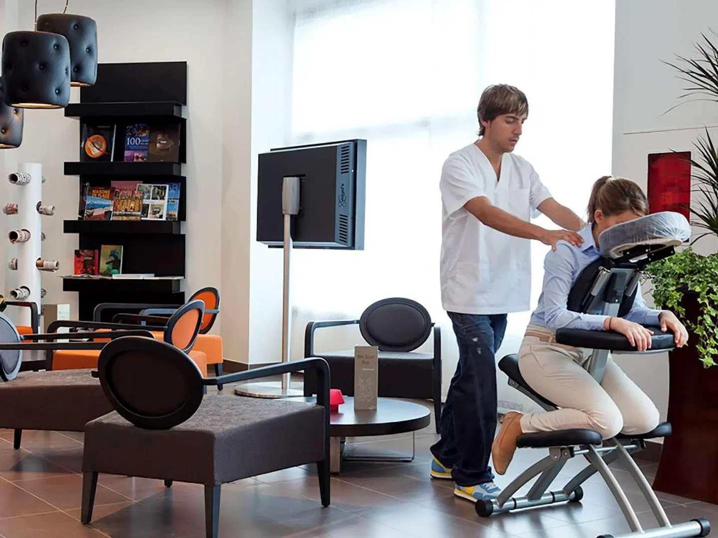 Suite Novotel Marseille Centre Euromed LOUNGE_LOBBY