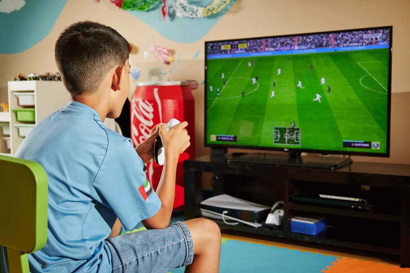 Al Hamra Residence PEOPLE