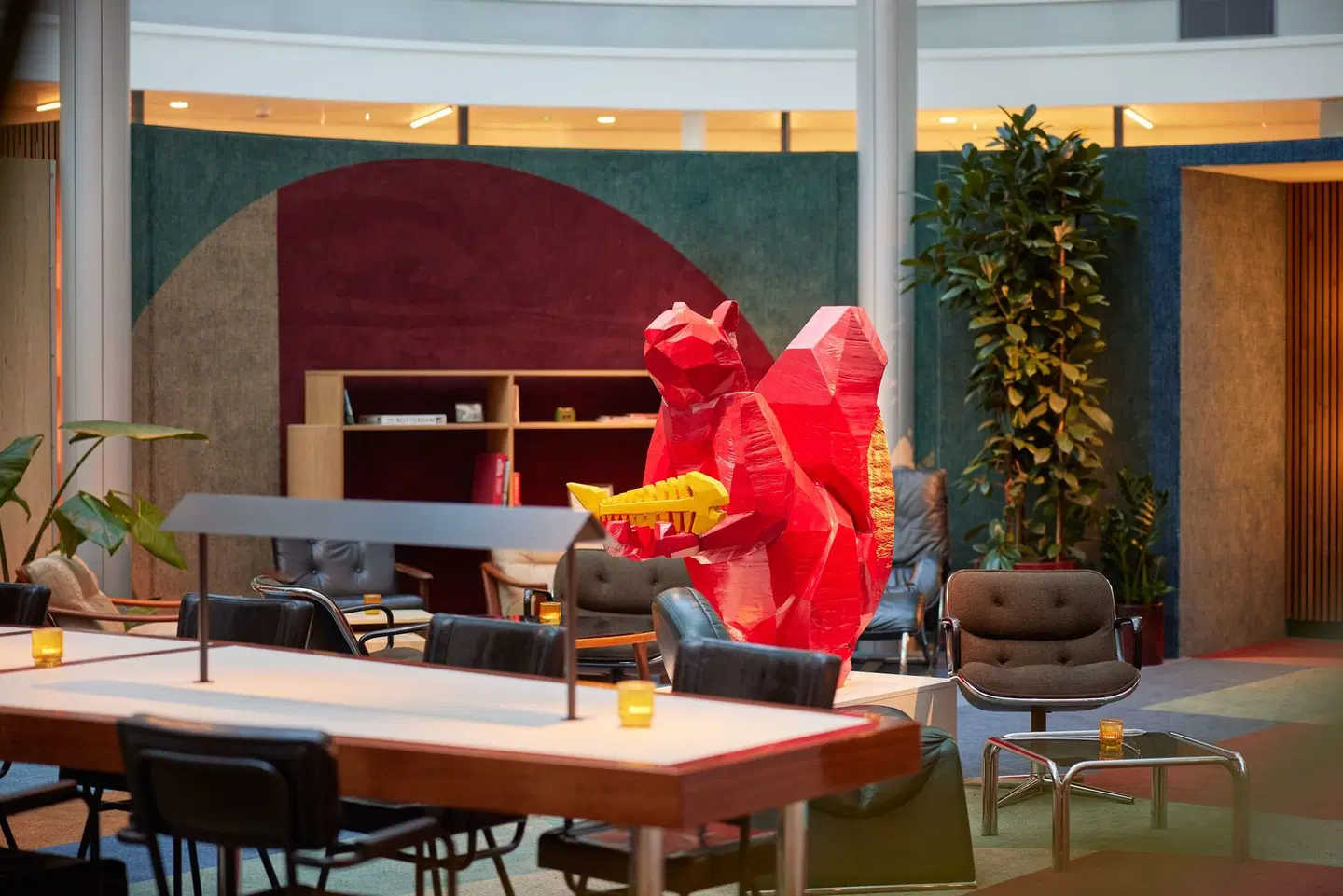 Motto By Hilton Rotterdam Blaak Terrasse