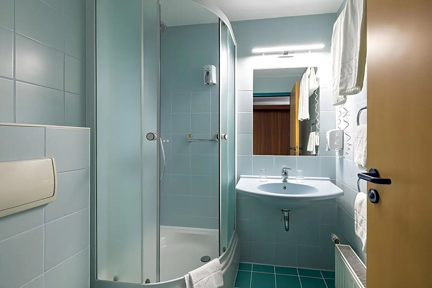 City Hotel Matyas Badezimmer